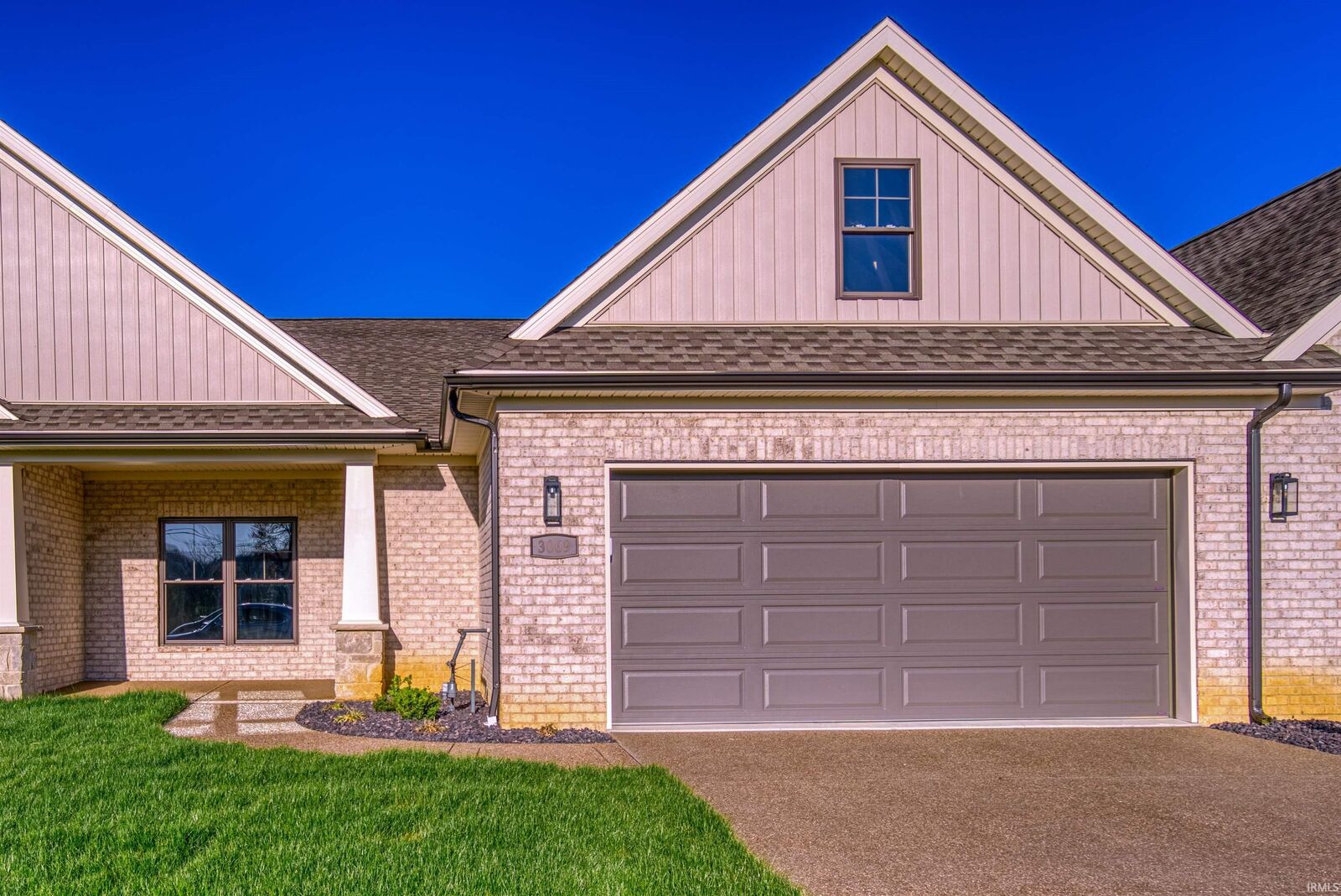 Property Photo: 3105 White Oak Trail IN 47630