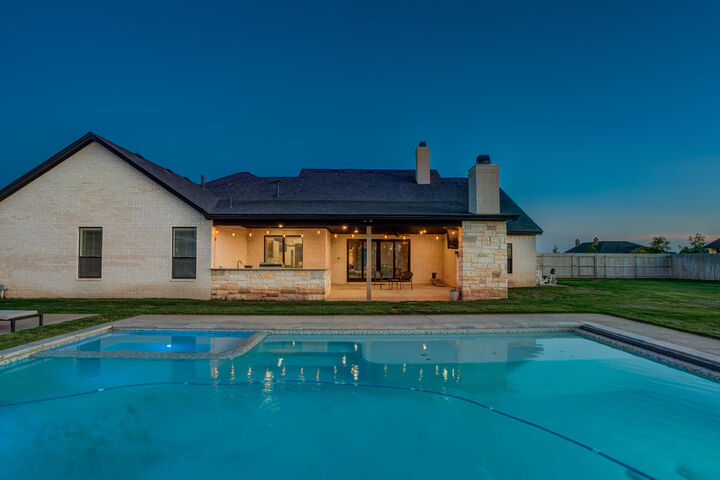 Property Photo: 3502 County Road 7660 TX 79423