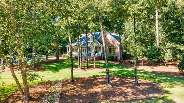Property Photo:  1101 Club Cove Drive  GA 30642-7432 