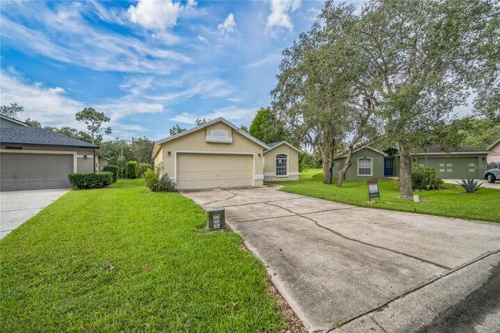 Property Photo: 1005 Tequesta Trail FL 33898