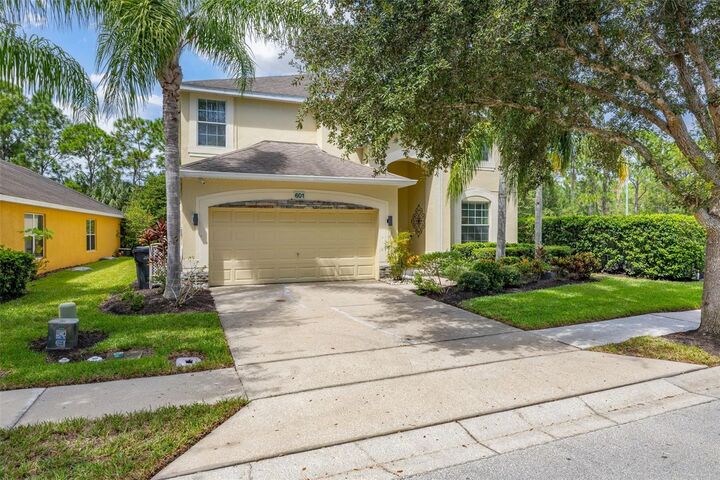 Property Photo:  601 Orange Cosmos Boulevard  FL 33837 