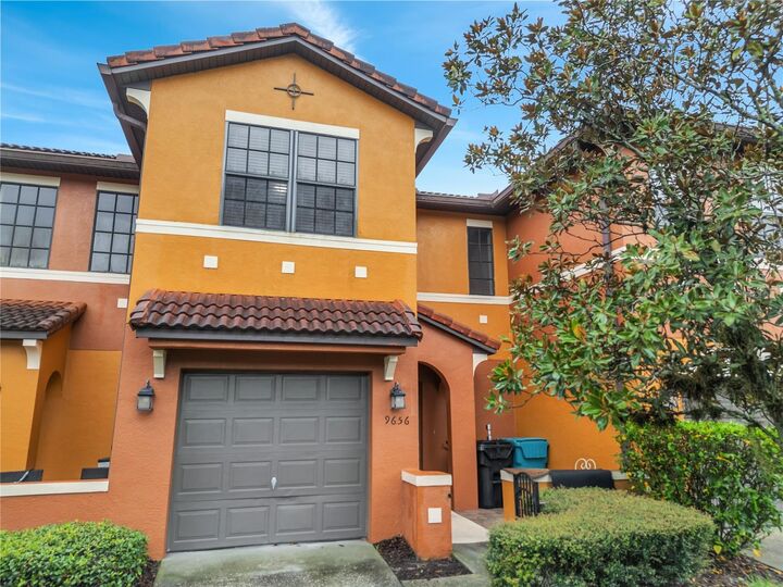 Property Photo: 9656 Doris Lane FL 32829