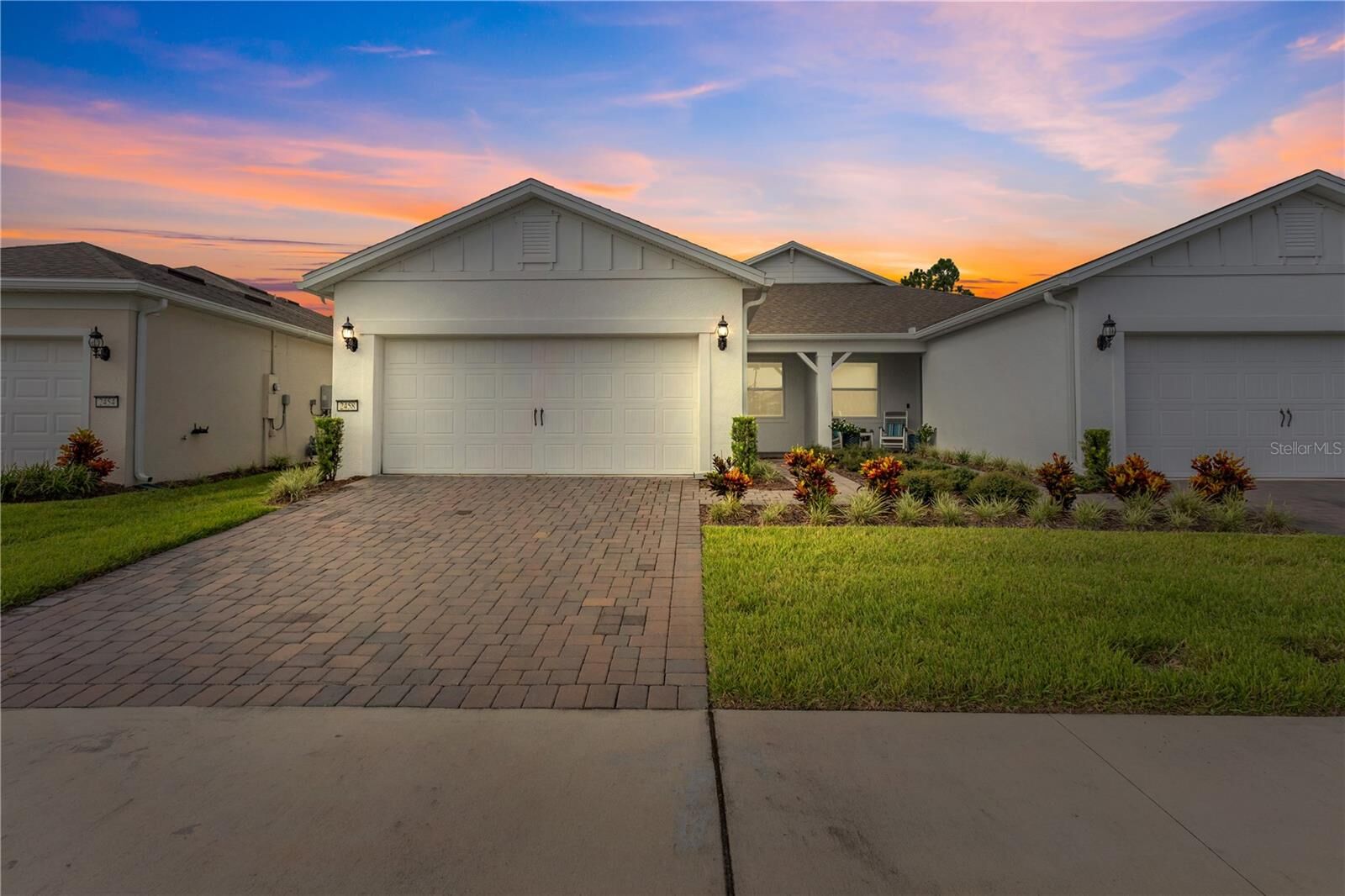 Property Photo:  2458 Cliff Way  FL 34771 