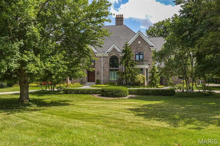 Property Photo:  14 Ballantrae Court  MO 63131 