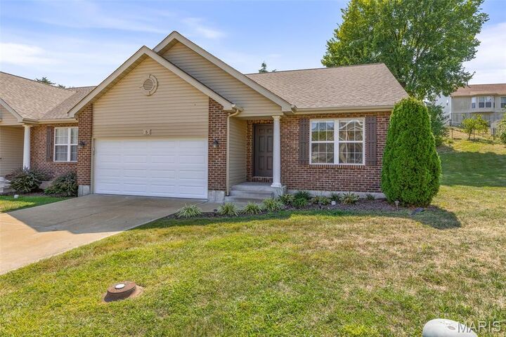 Property Photo: 5 Dawson Court MO 63028
