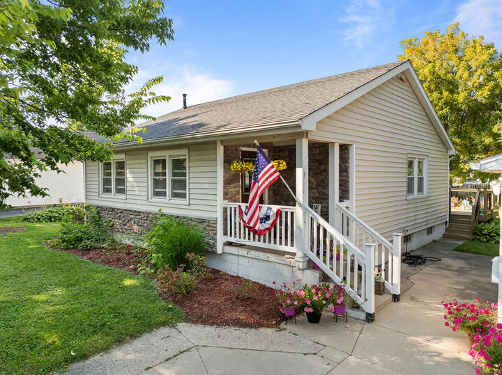 727 Rogers Ct  Lake Geneva WI 53147 photo