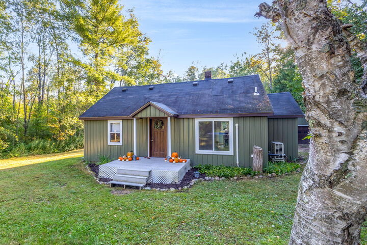 22820 Northland Drive  Paris MI 49338 photo