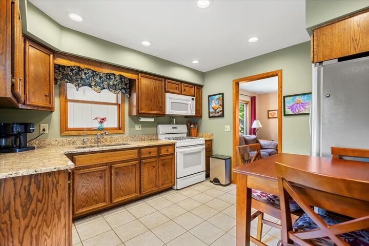 Property Photo: 3705 W Anne Street IL 60050