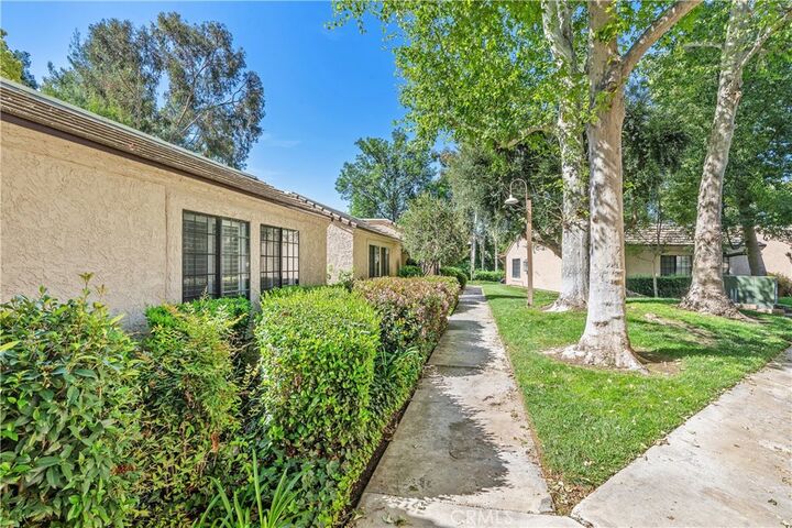 Property Photo:  600 Central 406  CA 92507 