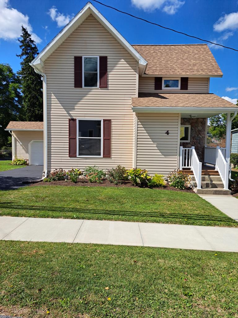 Property Photo:  4 Bacon St.  PA 16901 