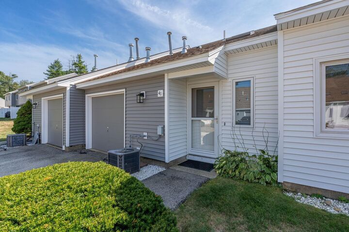 Property Photo: 344 Elm Street NH 03055