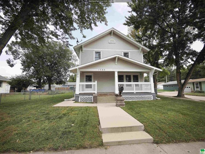 1700 Irene St  Sioux City IA 51105 photo