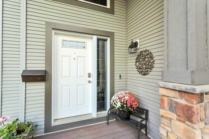 Property Photo:  5 Heritage Drive  AB T0M 1R0 