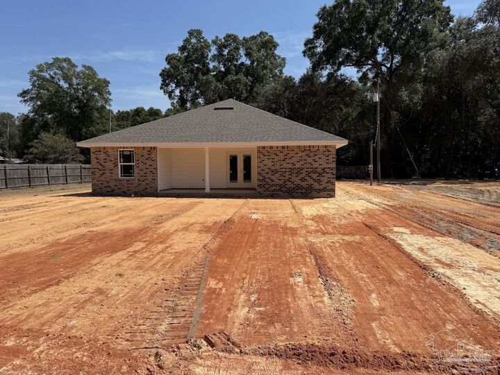 Property Photo:  7616 Homerun Rd  FL 32583 