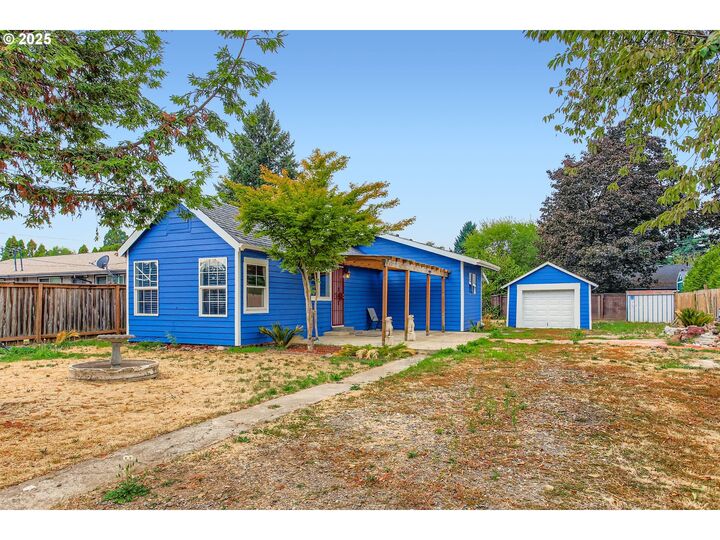 Property Photo: 5277 NE 75th Ave OR 97218