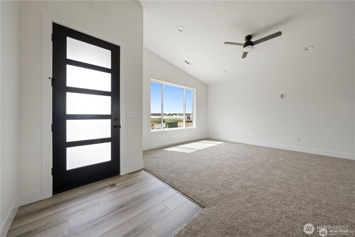 Property Photo: 713 P Street NE WA 98848