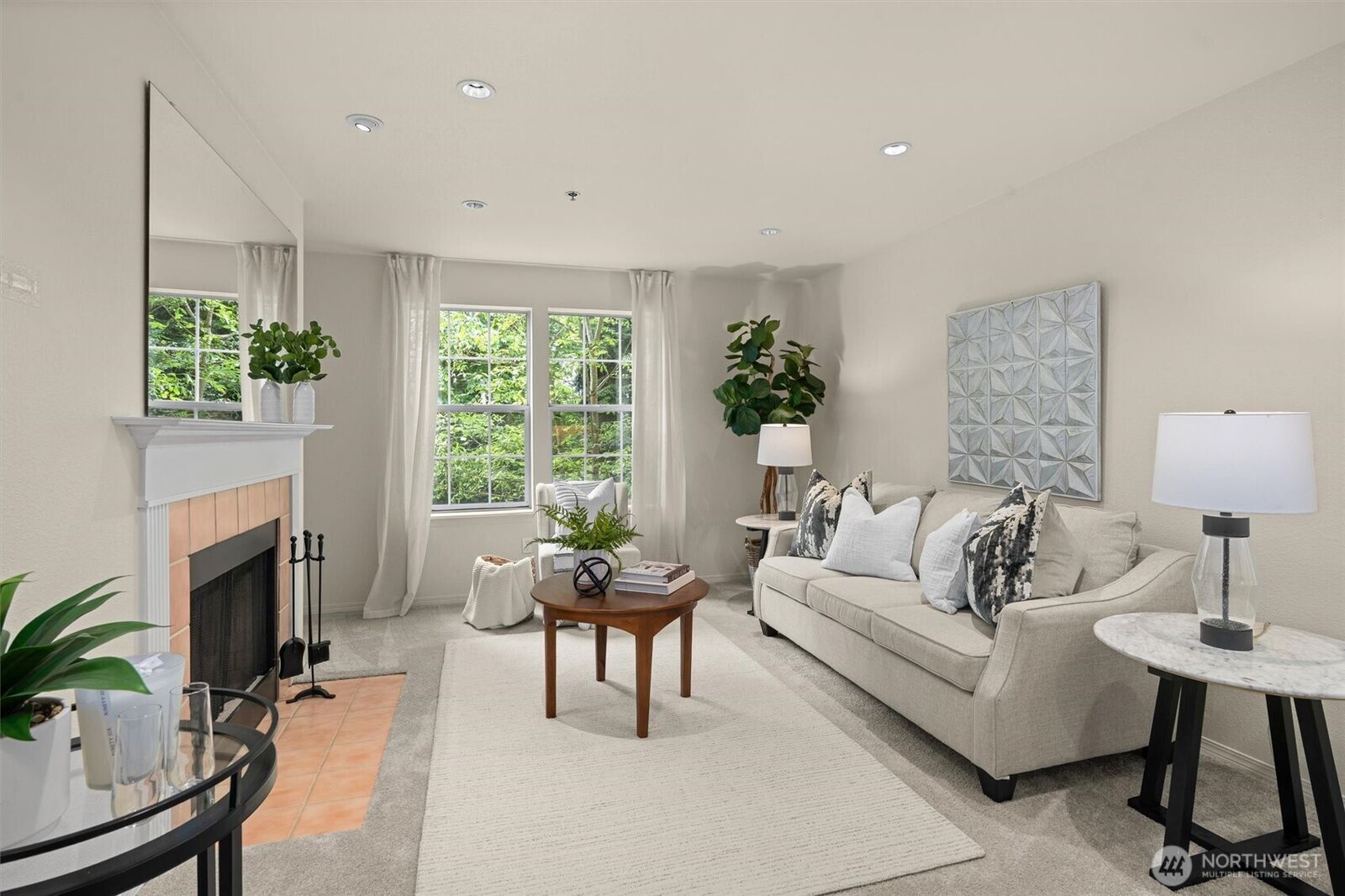 Property Photo: 2540 118th Avenue SE 202 WA 98005