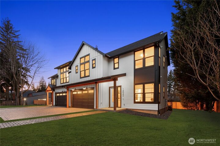 Property Photo:  14140 SE 8th Street  WA 98007 