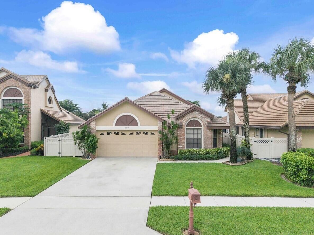 Property Photo:  6852 Bitterbush Place  FL 33472 