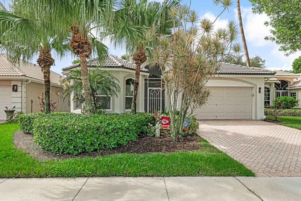 Property Photo:  5598 Fountains Drive S  FL 33467