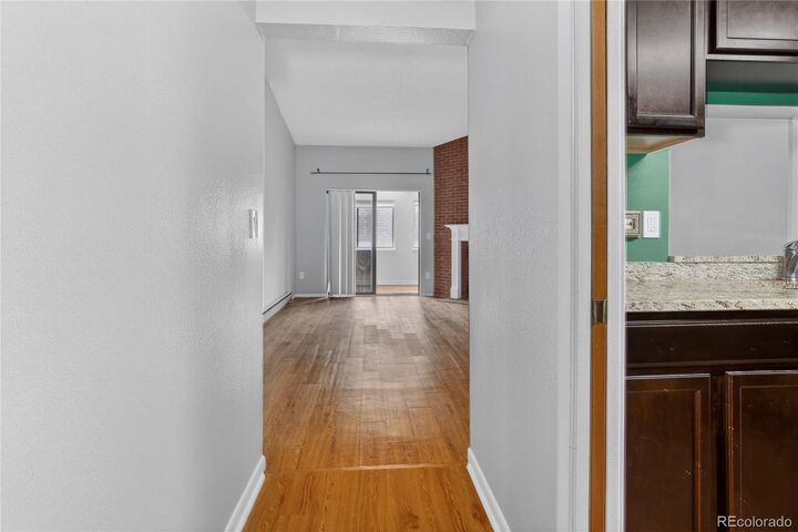 Property Photo: 534 E 7th Avenue 306 CO 80203