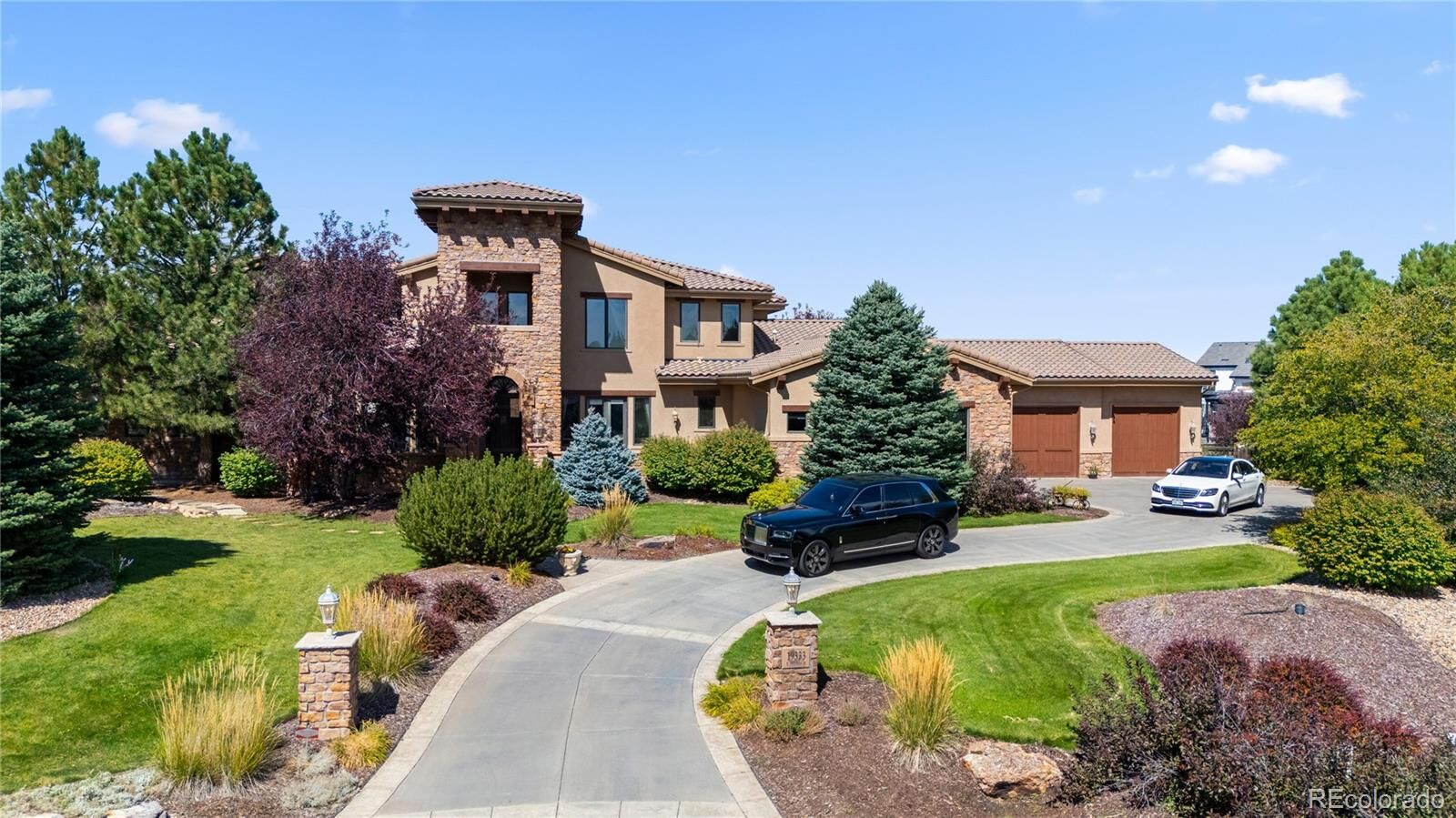 Property Photo:  19333 E Briarwood Place Place  CO 80016