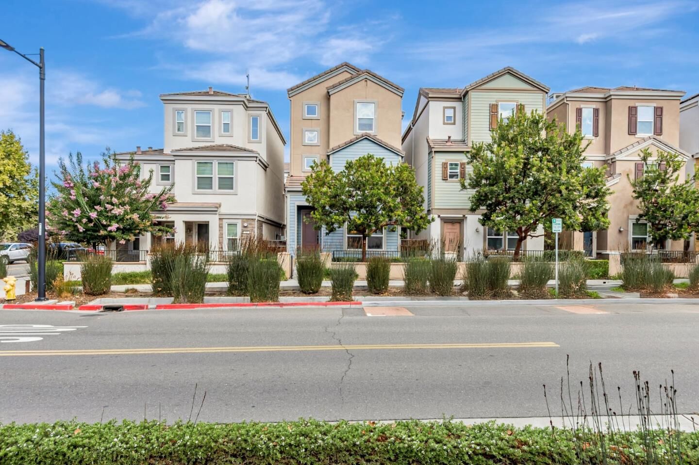 Property Photo:  813 Garden Street  CA 95035 