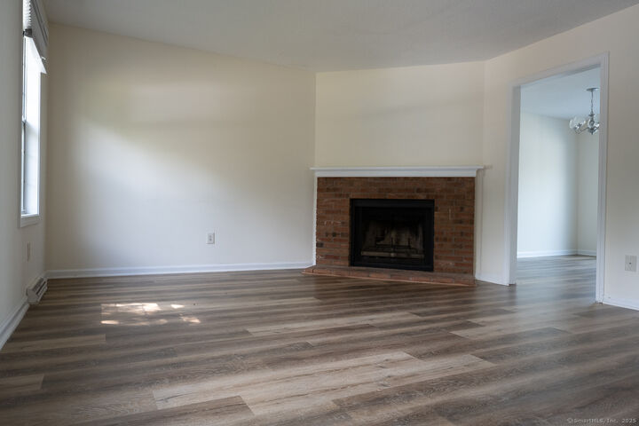 Property Photo:  183 Austin Ryer Lane 183  CT 06405 