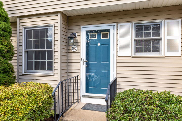 Property Photo:  500 Holly Hill Drive 500  CT 06067 