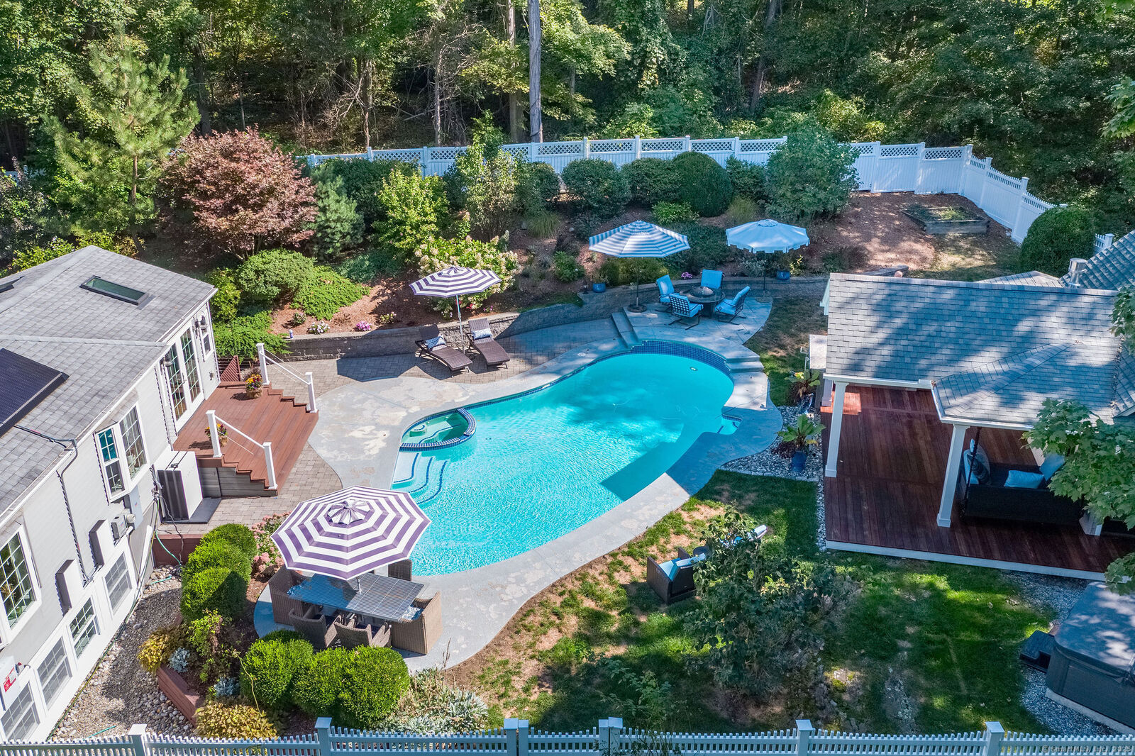 Property Photo: 15 Buttonball Lane CT 06443
