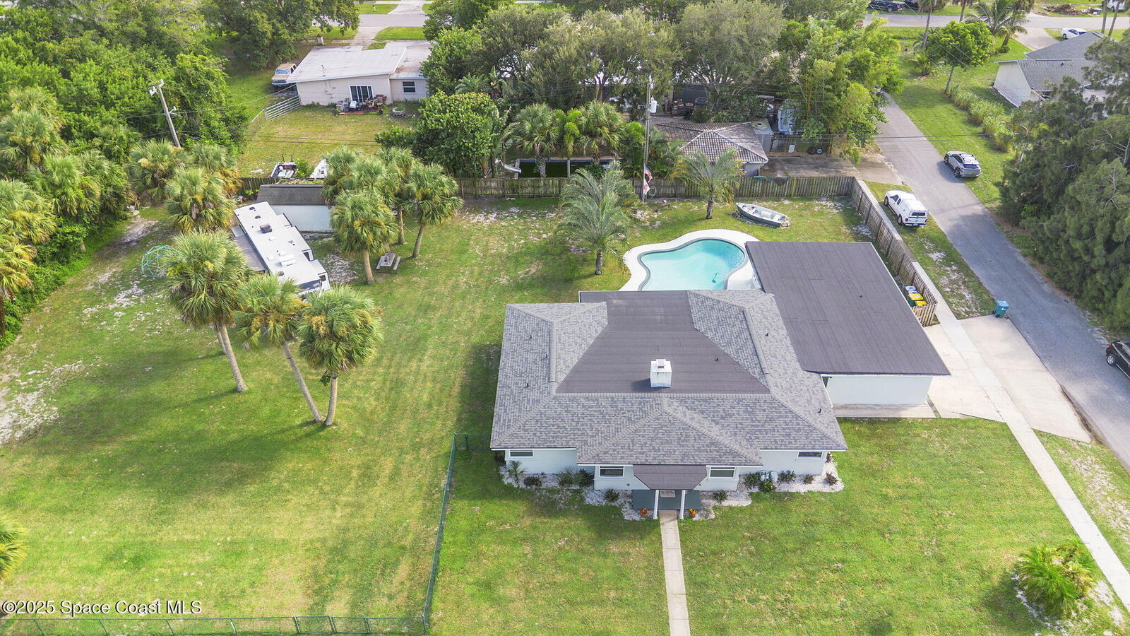 Property Photo:  103 E Avenue A  FL 32901 