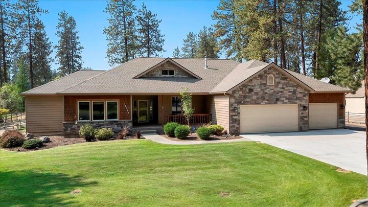 Property Photo: 18015 N Ranchette Rd WA 99005