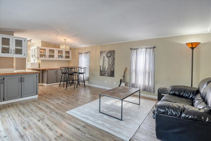 Property Photo: 27904 N Hardesty Rd WA 99003