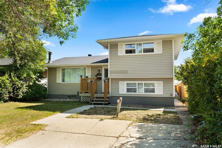 1341 9th Avenue N  Regina SK S4R 0E6 photo