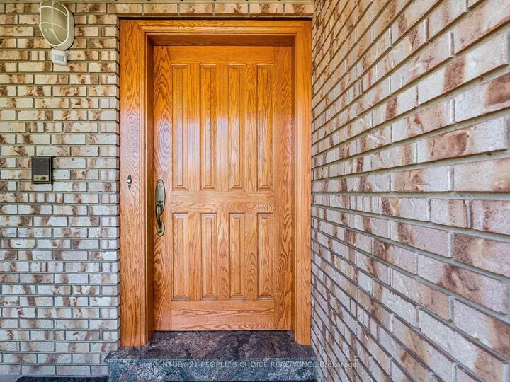 Property Photo: 110 Houston Road ON L4L 1V3