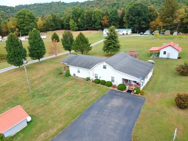 Property Photo:  272 Westons Path  WV 26680 