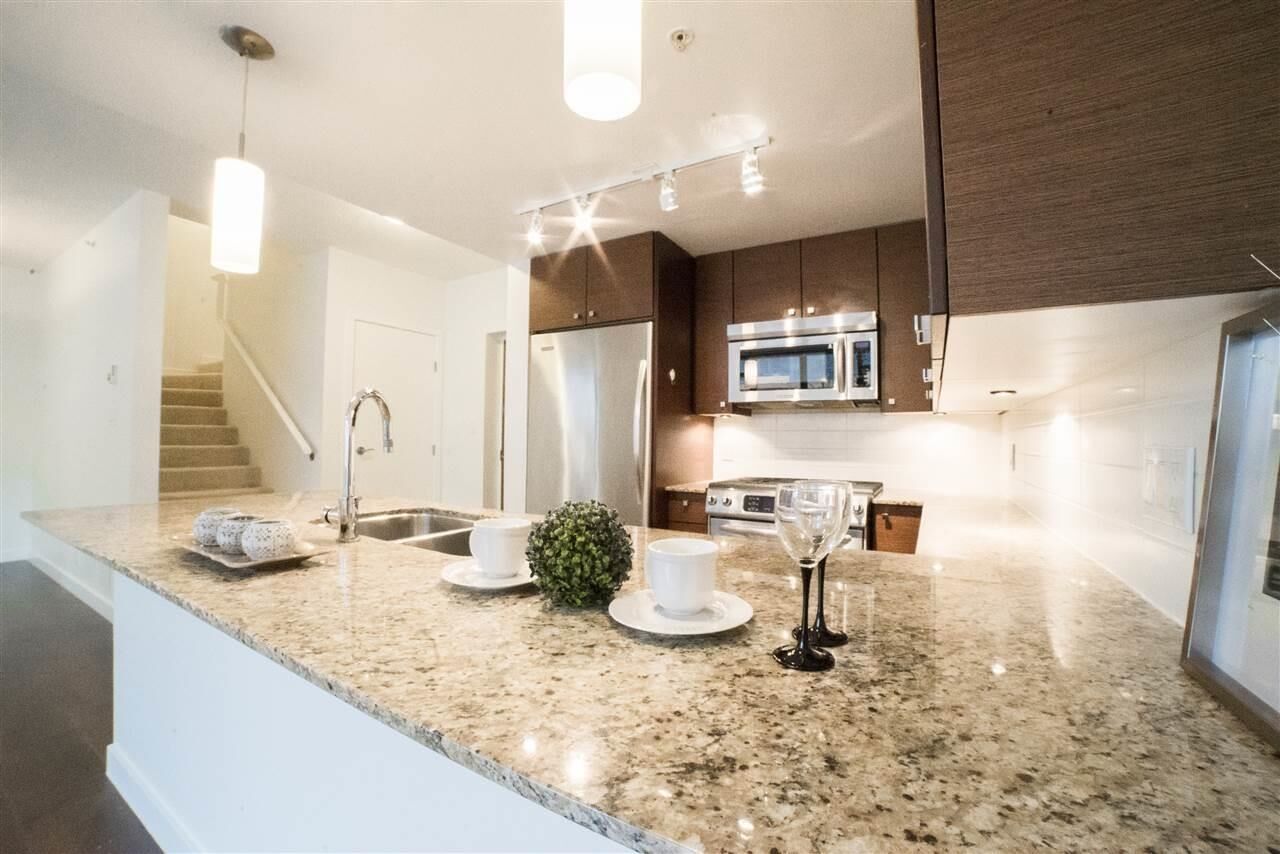 Property Photo:  7360 Elmbridge Way 3  BC V6X 0A5 