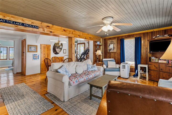 Property Photo:  14021 Keuka Village Road  NY 14840 
