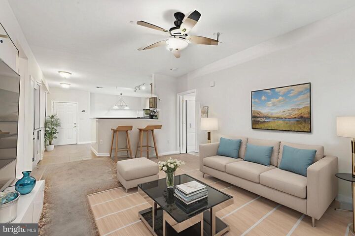 Property Photo:  9710 Handerson Place Unit 302  VA 20111 