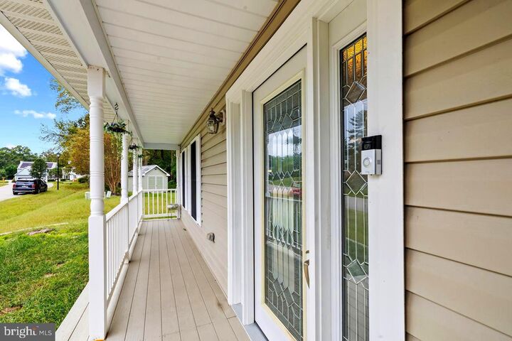 Property Photo:  1002 Elbridge Way B  MD 21144 