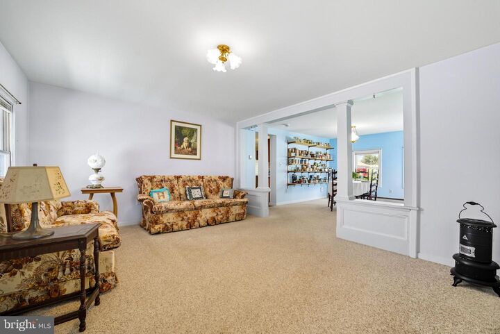Property Photo:  28 Sedgwick Street  NJ 08831 
