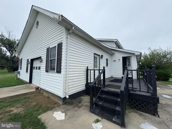 Property Photo:  6525 Nomini Hall Road  VA 22469 