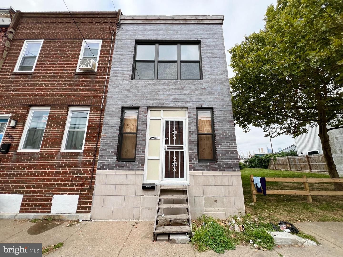 Property Photo: 2941 Wharton Street PA 19146