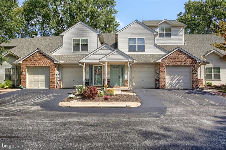 5218 Cobblestone Drive  Mechanicsburg PA 17055 photo