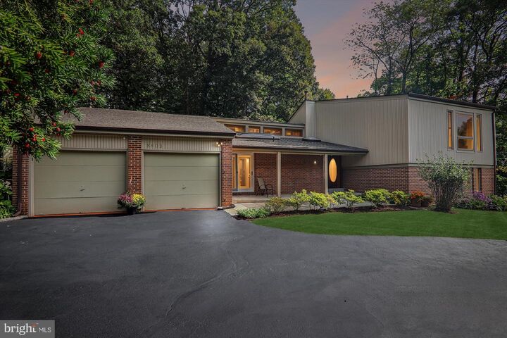 Property Photo:  8805 Hidden Hill Lane  MD 20854 