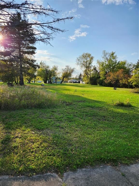 Property Photo:  29 Main Street  MB R0A 2E0 