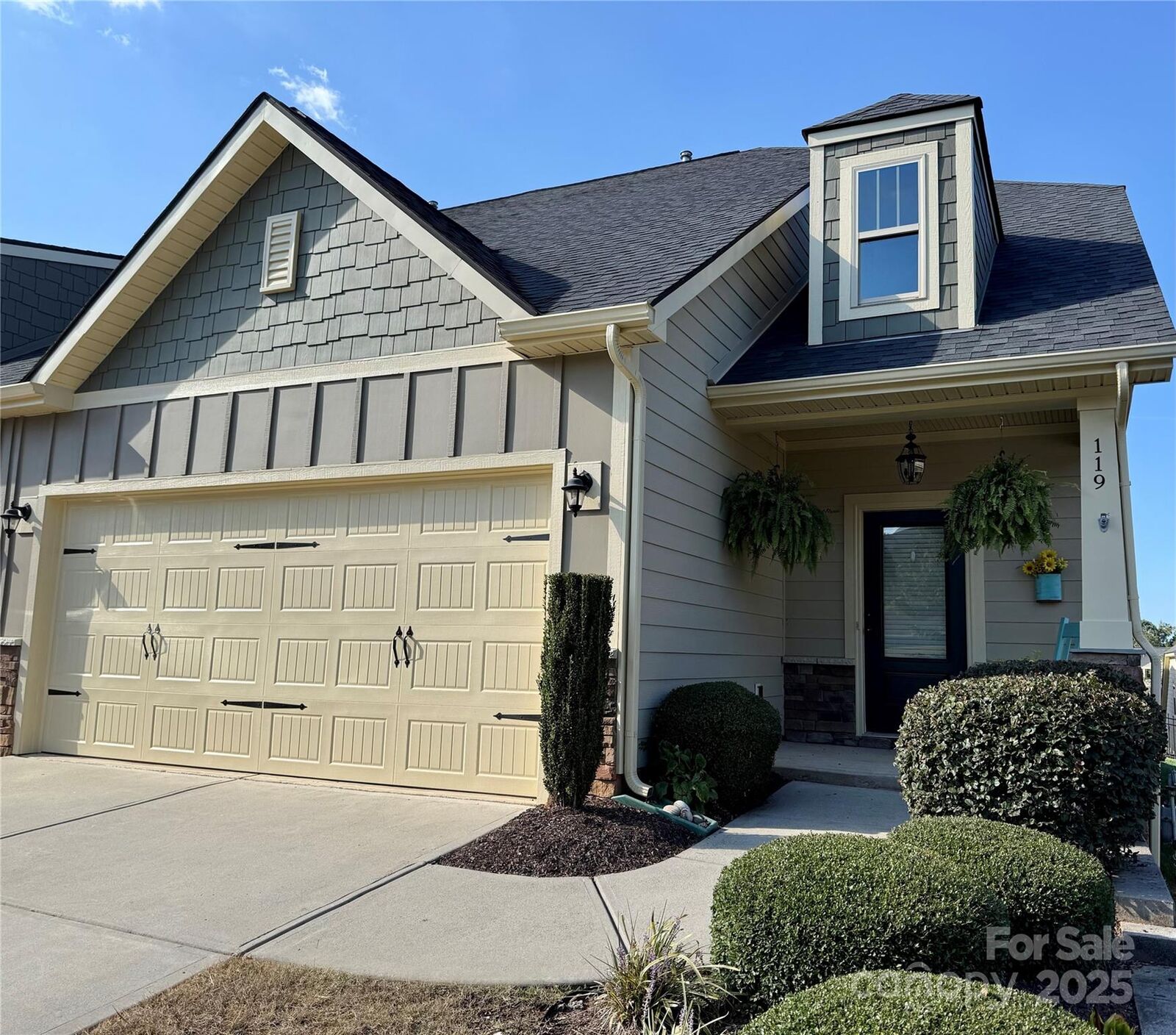 Property Photo:  119 Canter Lane  NC 28115 