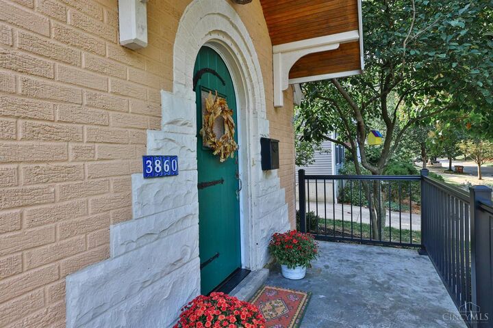 Property Photo: 3860 Settle Road OH 45227