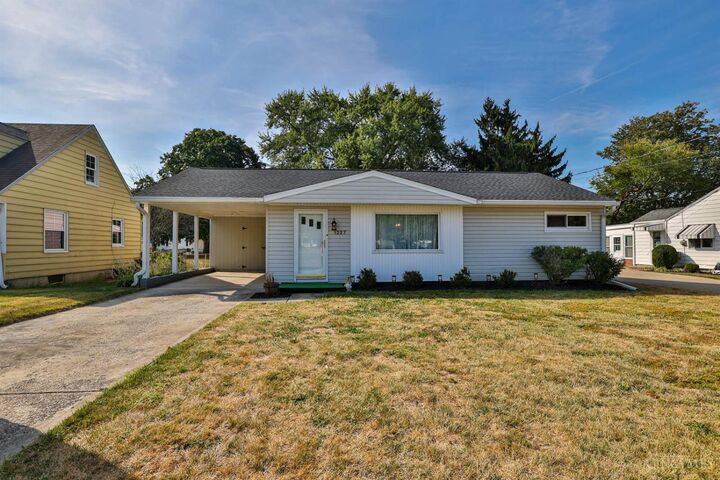 1227 Ellen Drive  Middletown OH 45042 photo