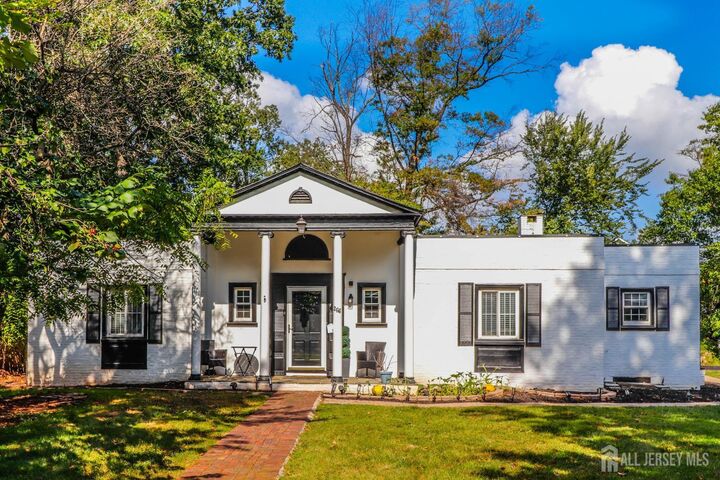 Property Photo:  266 Middlesex Avenue  NJ 08840 